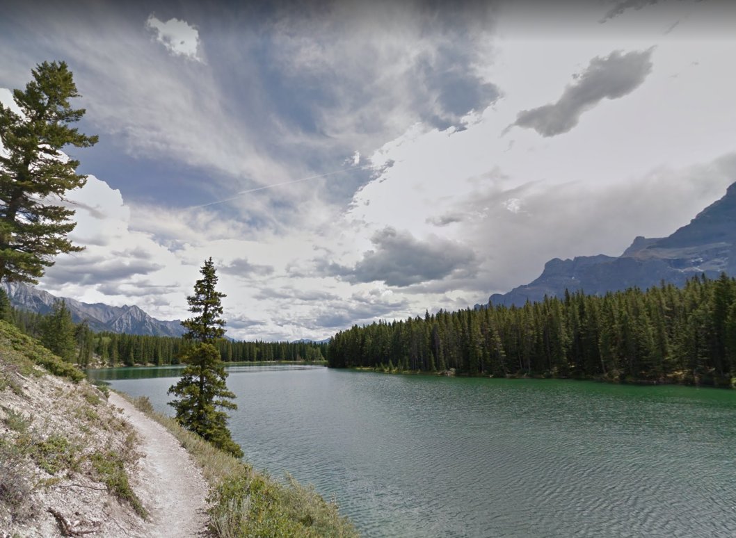 iRunMaps's tweet image. Several new trail maps posted in Banff National Park feel as if you're hiking through the woods! Scenic mountains and lakes. Johnson Lake shoreline 2 miles ow.ly/W7pS50hCYmb