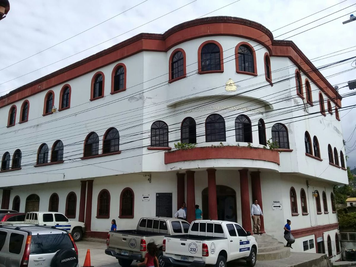 PJdeHonduras's tweet photo. #CADERH realiza aplicación prueba psicométrica a 26 postulantes a cargos de Magistrados de Cortes de Apelaciones, Jueces de Ejecución, Letras, Paz y Sentencia #SantaRosaDeCopán https://t.co/UtmaIEGVz1