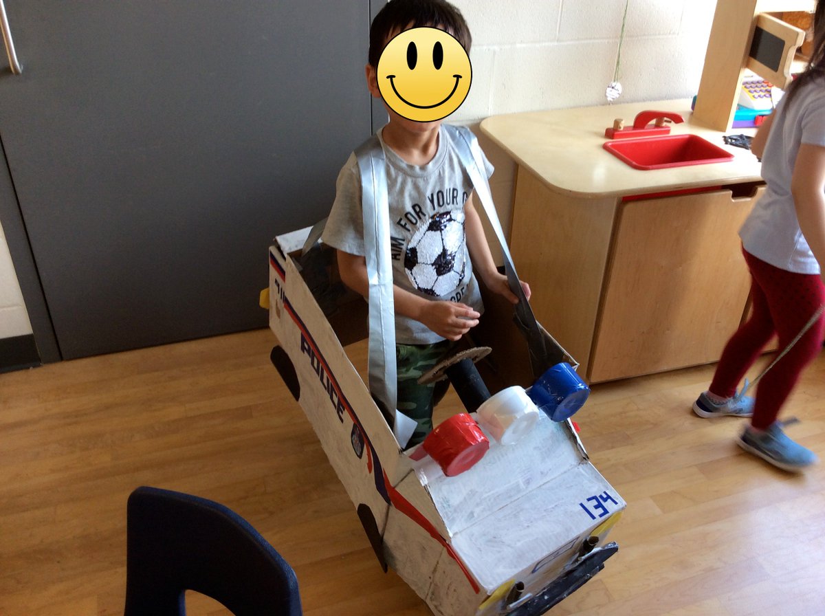 KinderR134's tweet photo. We love playing in our classroom police station! @beckettfarmps #FDK https://t.co/3faw7QfAtA