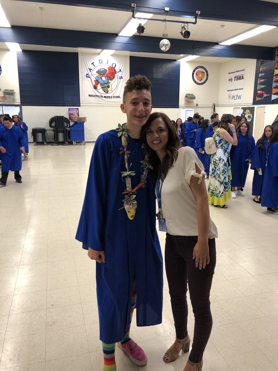 cabalpsychlh's tweet photo. Saying goodbye to some buddies today. Gonna miss these kiddos! @WMSPatriots @LHSchools https://t.co/uAHLXZ3xch