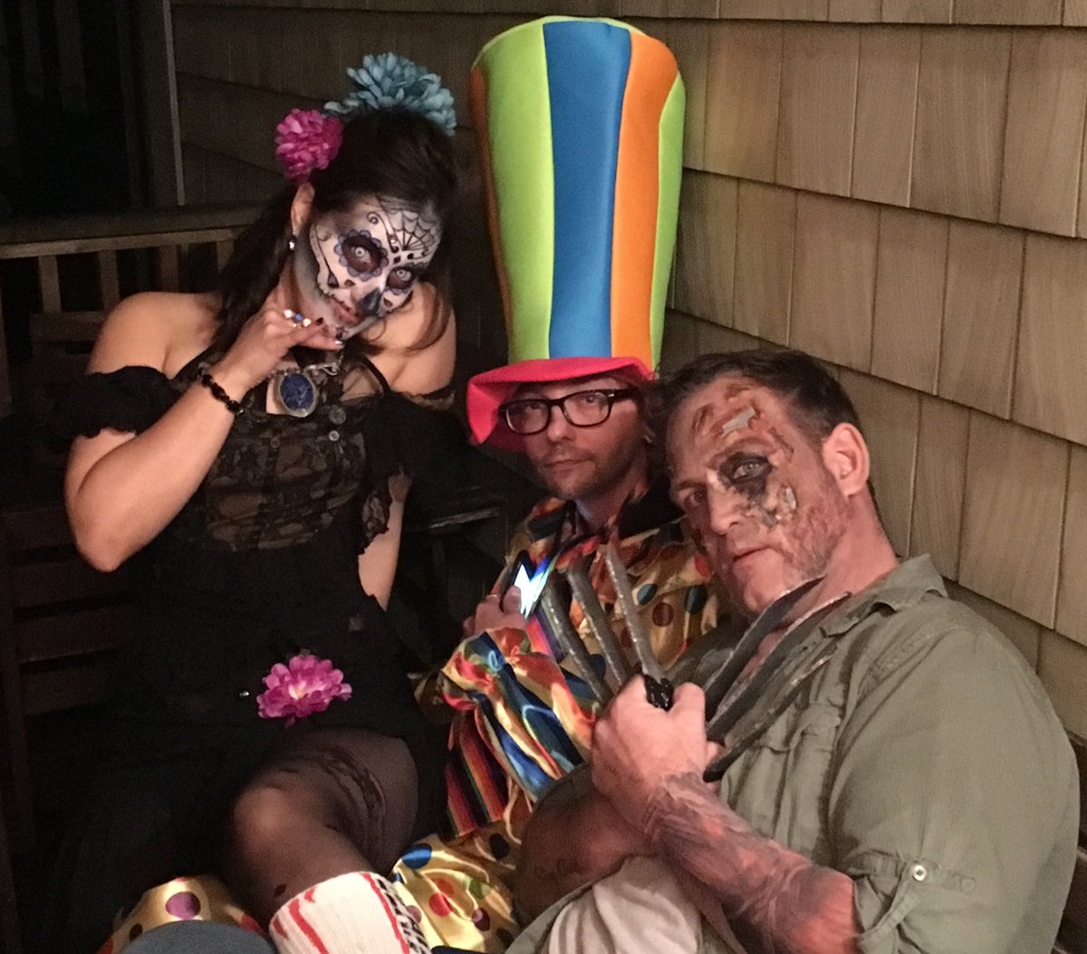 _TheHeroProject's tweet image. In honor of #BestFriendsDay we wanna let you guys know that the comic book versions of these BFF’s will embark on adventures even crazier then what you see pictured here! It’s going to be a fun ride. Join us, won’t you? #theheroproject @TheOnlyDJQualls @TyOlsson @Maja_Milkovich