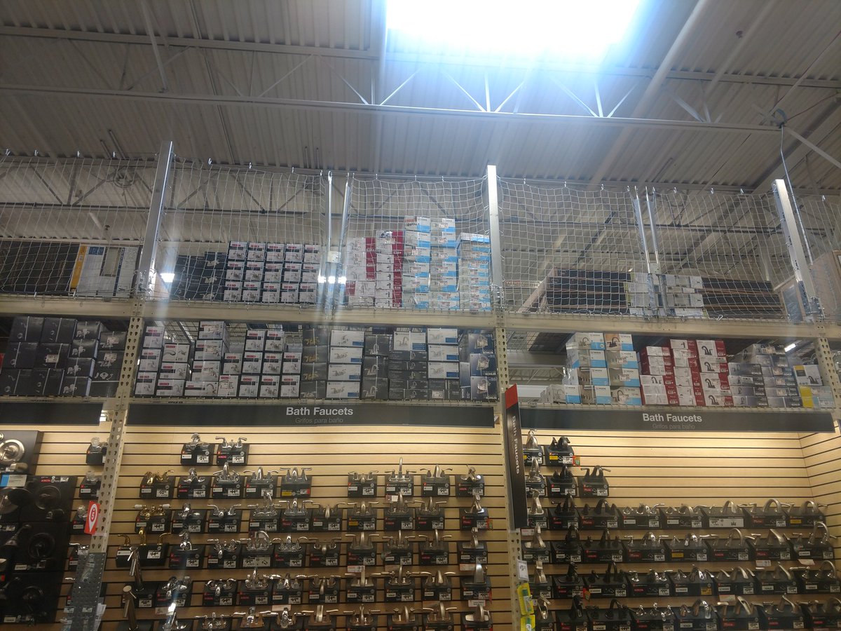 kittykat5011's tweet photo. Shout out to D26 associate Tracy @TracysThoughts1 for keeping plumbing and kitchen and bath looking amazing thank you sir!!! #oxstrong @JRAllenHD @OxfordHomeDepot https://t.co/8AL9jWB9cS