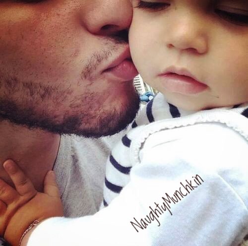 Liam D. Salvatore (@theirmunchkin) on Twitter photo 