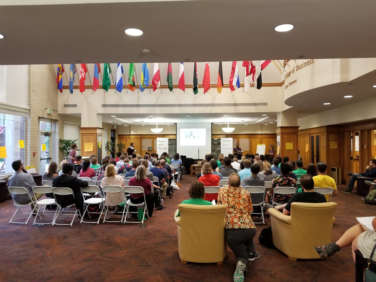So excited for the energy in this room! #sweduden 2018 has begun!