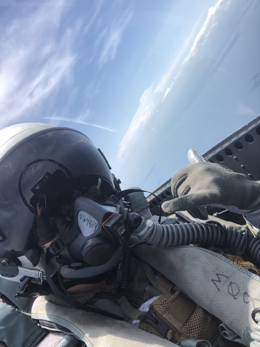 mama__miaaaaa's tweet photo. Thanks to all my friends, family, and NAVY family!What an experience that Iโll never forget. #LTKNIGHT #QuickPromotion #LolJkjk #ButSoon #DidntHaveToUseMyBarfBag #BornForthis #VFA106 #HOOYAH https://t.co/2UWz9qlu0z
