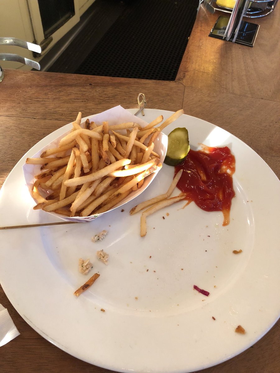 guybranum's tweet image. It was good, but not as good as a patty melt or well executed grilled cheese. And for those of you judging me, a fat man, for getting fries, I left this many. #tunamelt #pride