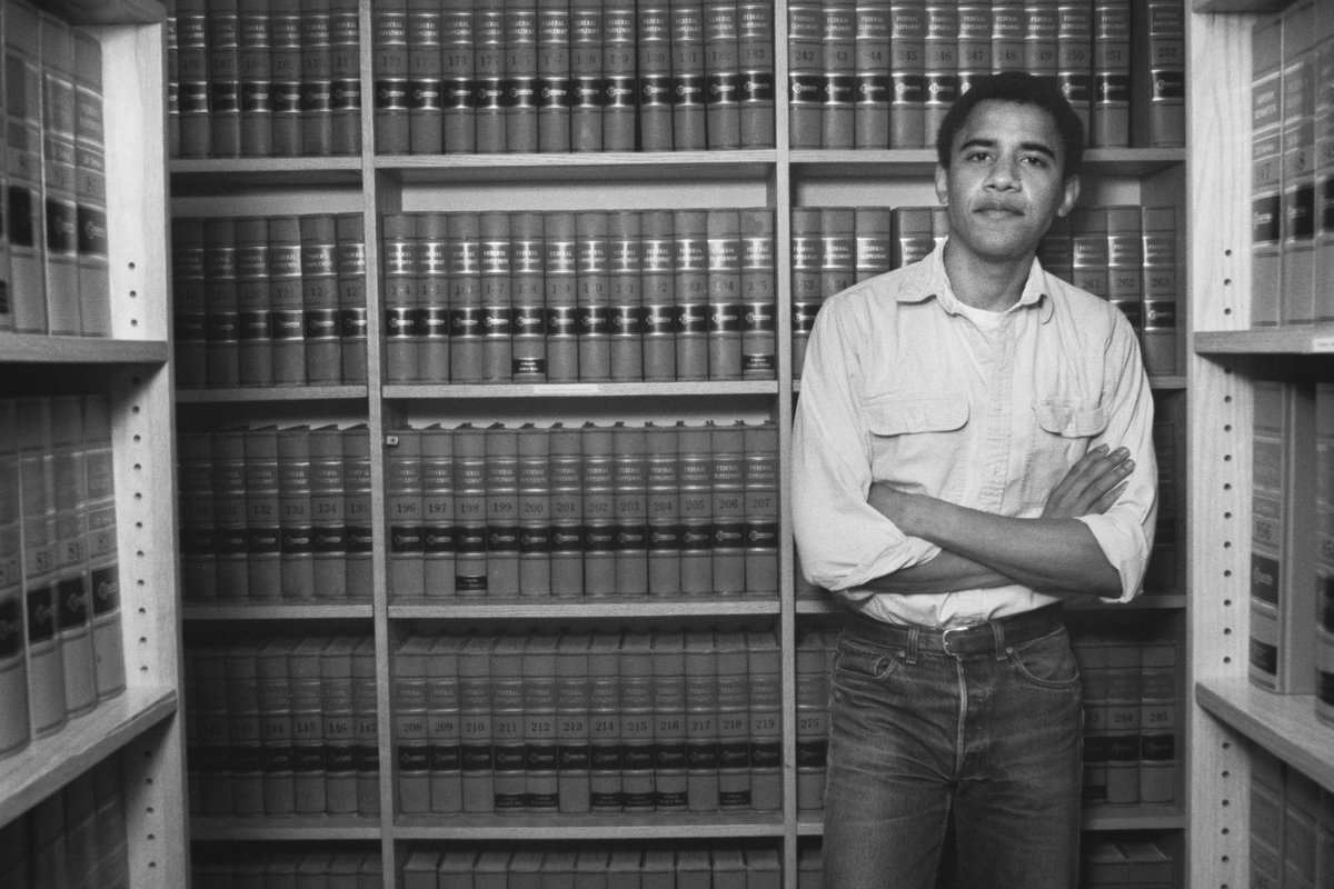 DarcelTribune's tweet photo. #PRLF18 is this weekend. I'm talking with @WBEZ producer Colin McNulty and @JWhitePubRadio about the making of their docu-podcast #MakingObama, Should be a good time. Come on out to the Harold Washington Library Center at 10am! https://t.co/i0NtjScttl https://t.co/PwN2hX0z5y