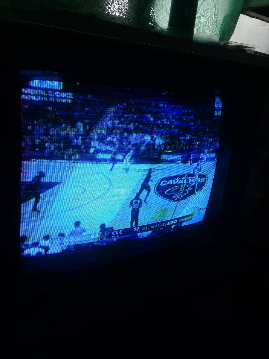 angeloucm's tweet photo. BlueTV. ππ Basta may panuoran, keri na. Go GSW! Go Kevin Love! π
Shoutout to Ate Maica watching all the way from Aroroy, Masbate. πππ
#NBAonABCSBN
#GoGSW https://t.co/n2WAWouwQM