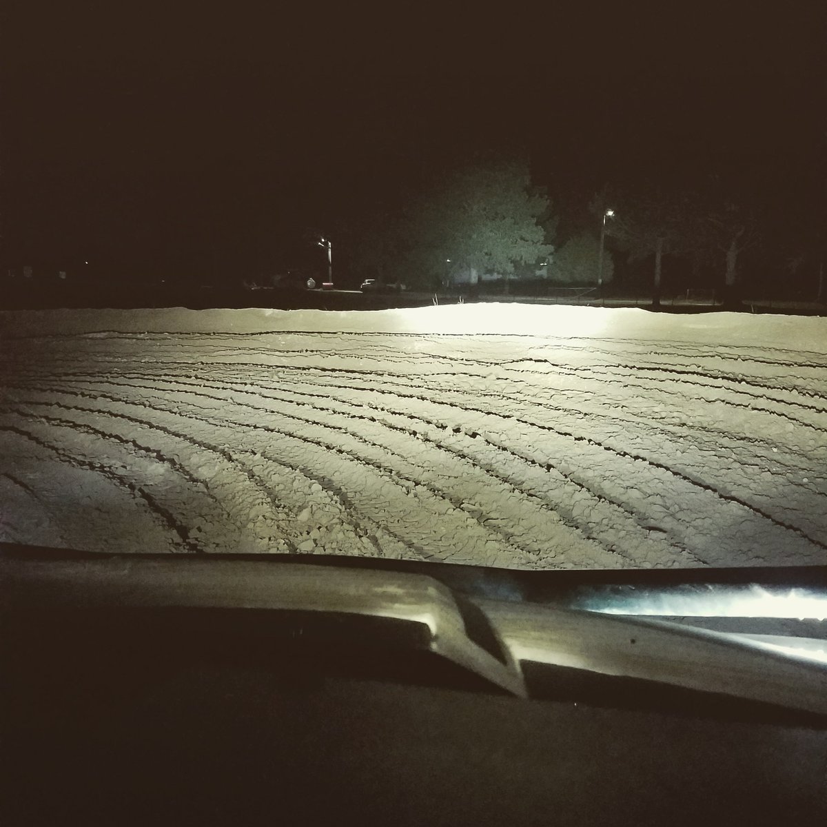 gtr_complex's tweet image. Getting a head start for tomorrow. All tracks will be fully prepped and watered come 10 am! See ya in the am! 89° and partly cloudy 🌤