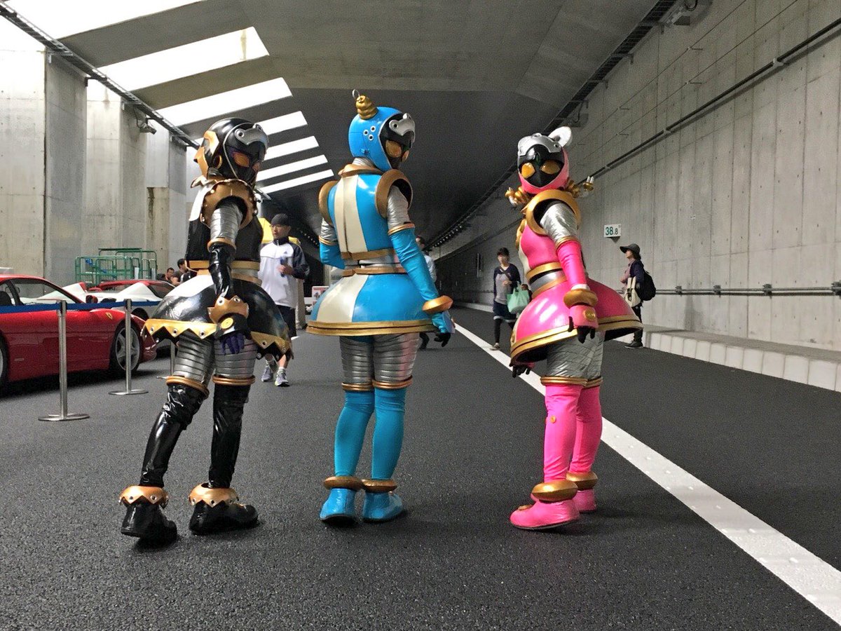 ayanami626's tweet photo. 松戸の外環開通イベントの時に撮影しました。
せっかくの高速道路上のイベントなのでいろいろ撮影したかったのですがなかなか余裕がなくて残念でした。

#松戸外環開通
#メイドールズ https://t.co/Ww4aPE8SBU