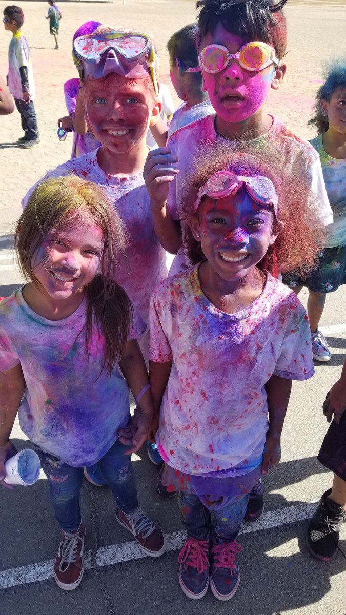 KemptonESS's tweet image. Color Run! #kemptoness