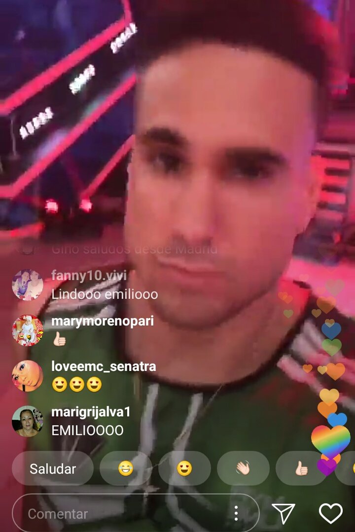 VeroSotelo9's tweet photo. Capi 😍 @GinoAssereto 💚 que lindo fue conectarnos contigo #TeQueremosCapi https://t.co/Iv6KSDu84T