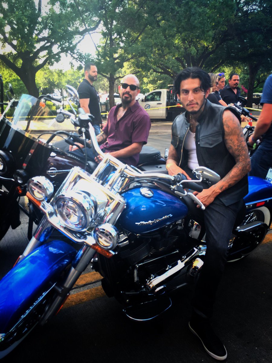 FX Networks PR tweet media