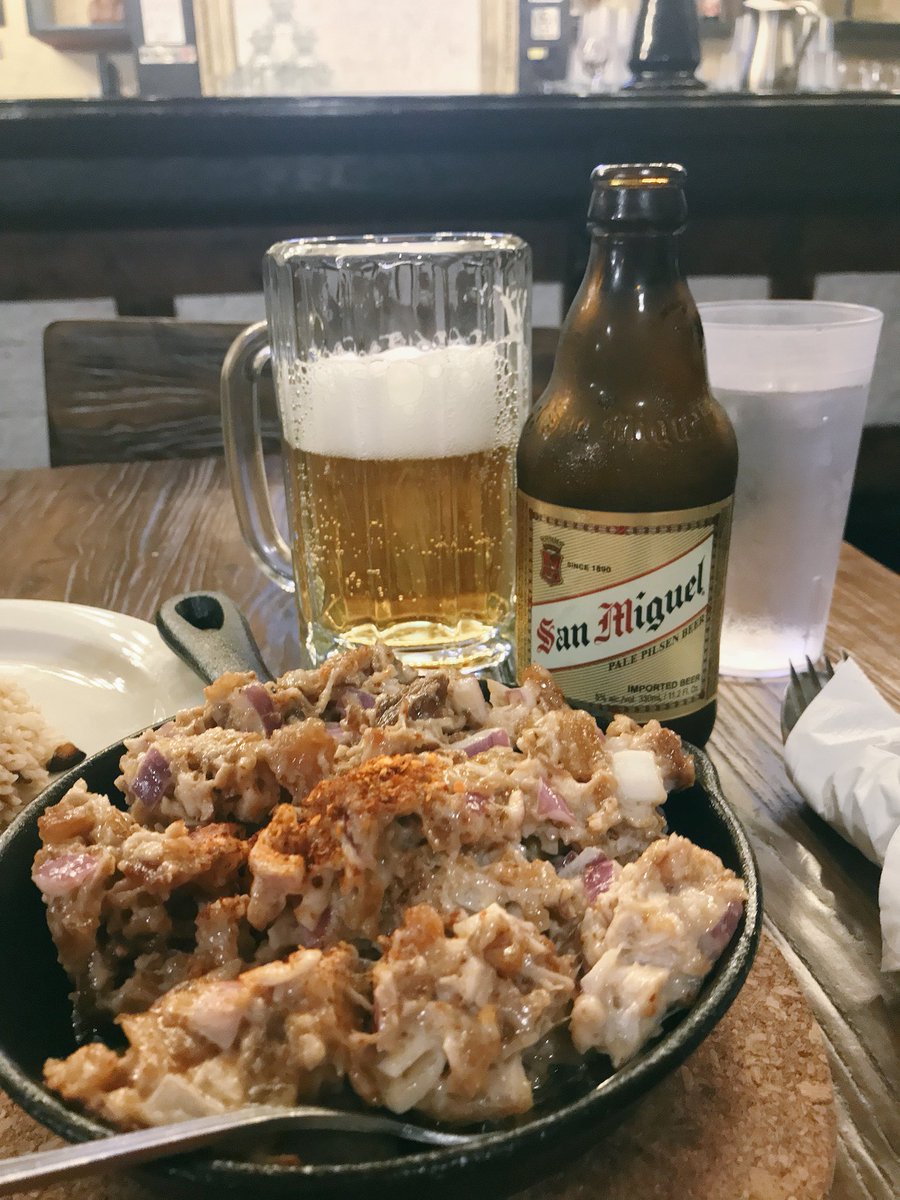 pachecotweets's tweet photo. Wait @Bourdain But what about that Bourdain market. Haven for all things street food. Oh $hit. #RIPAnthonyBourdain https://t.co/k5od26mKma