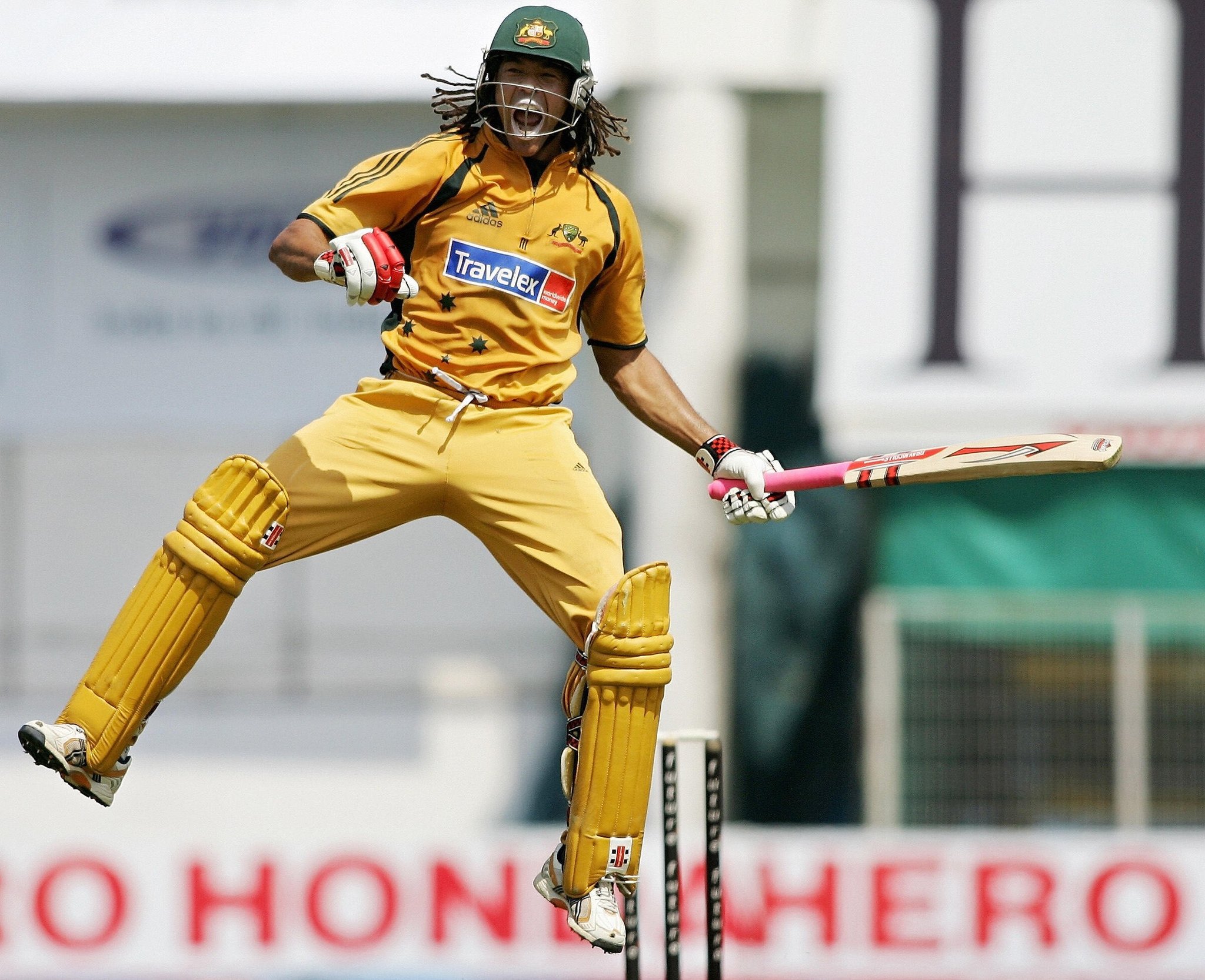 Scored Duck in his Last Test Inning
Scored Duck in his Last T20I Inning

Happy Birthday Andrew Symonds. 