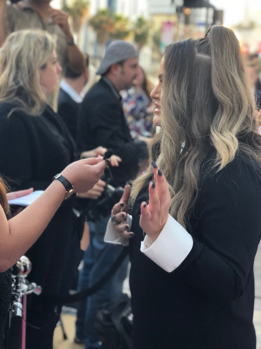 MWPRinc's tweet photo. @NazBarouti on the pink carpet supporting @Babes_For_Boobs benefitting @SusanGKomen and their fight against #breastcancer. #bbauction #charity #LA #friday #entrepreneur #bossbabe #lawyer #morethanpink #women #womenempowerment #attorney #radiohost #author https://t.co/Dz3CUfK3i3 https://t.co/3sHBfgvCt8