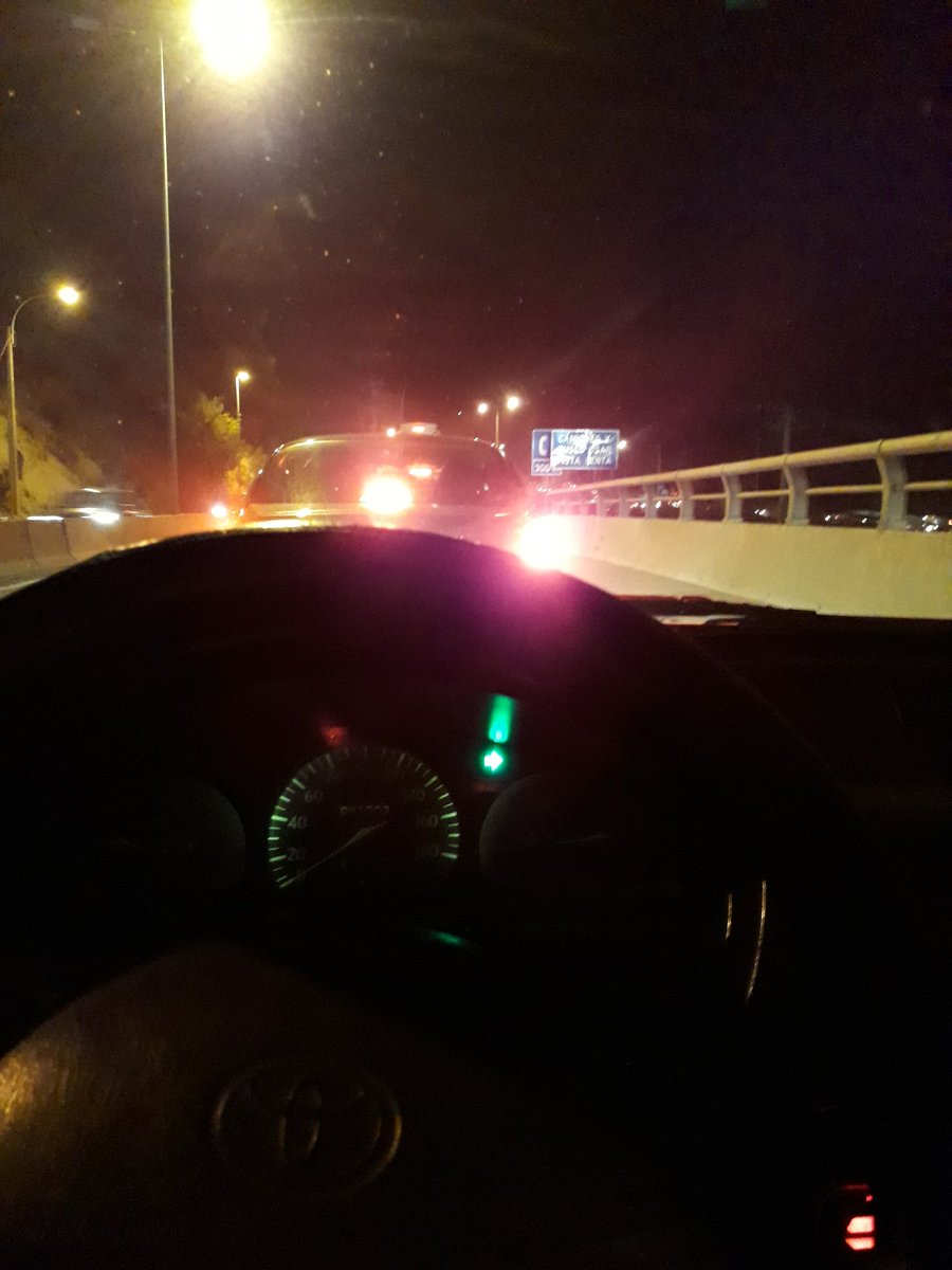 SimonDELBULLA's tweet photo. accidente pasado tunel los gemelos, pista derecha, 2 vehículo involucrados, #viñadelmar @sitiodelsuceso @ValparaisoInfo @ucvradio https://t.co/aCGrVHL8WU