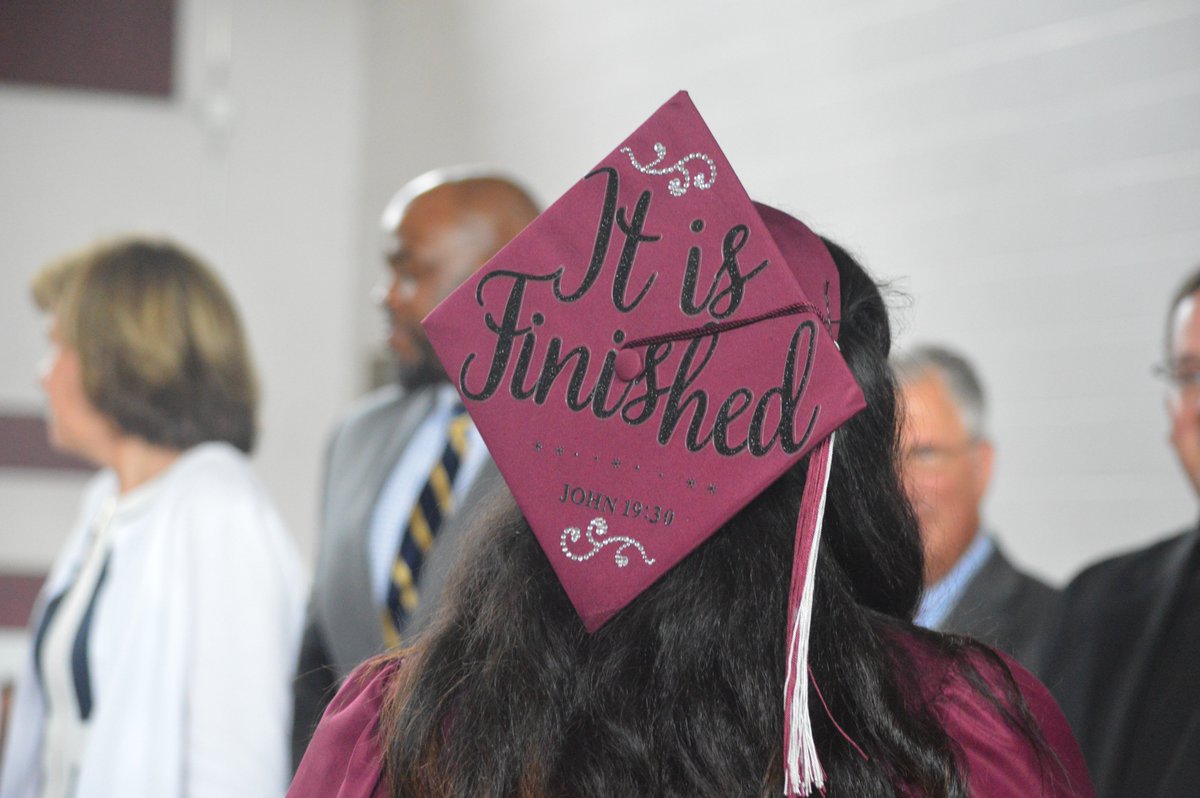 bitchintights's tweet photo. Congrats to the @lehsclassof2018 on your graduation! The past four years flew by and I am so proud of every single one of you. Strive to be great. Do good and do well. And remember, once a Bulldog, always a Bulldog! https://t.co/66LTyvbtKz