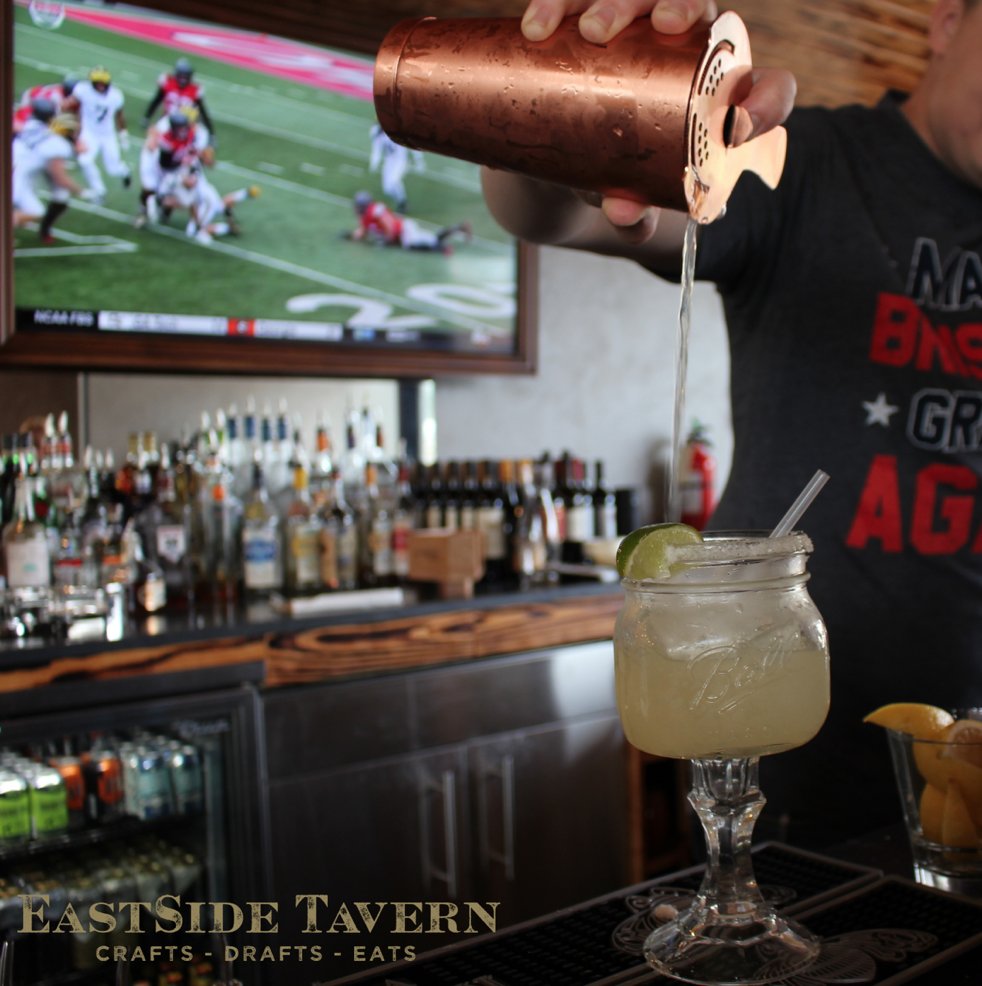 ESTavernAustin's tweet photo. It's game time! Come watch Game 4 of the NBA Finals tonight at 8PM! Get your BBQ and Basketball fix at the same time - now that's a Friday night! 
.
.
.
.
#NBAFinals #EST #EastSideTavern #EastAustin #do512 https://t.co/4R53w5j8sd