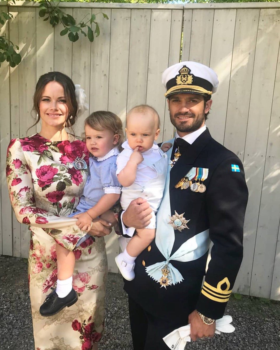 Catykateandtheroyals on Twitter: "Prince Carl Philip and Princess Sofia  posted new photo with their sons Prince Alexander and Prince Gabriel today  at Princess Adrienne's Christening Credit prinsparet…  https://t.co/3p6yvKTjGt"