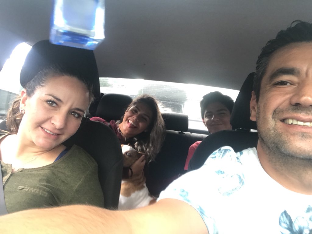 ingarriaga's tweet photo. @RadioDisneyMX #hoyesviernesde viajar a Mi Pueblo mágico, con la familia y hasta el perro https://t.co/Sa9uJDz3zb