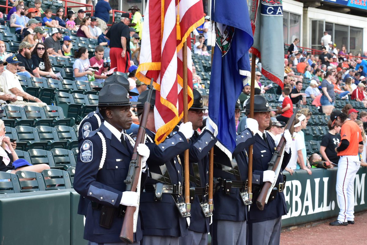 VaCapitolPolice's tweet photo. In yet another community appearance to celebrate the 400th anniversary of the @VaCapitolPolice, the agency's honor guard presented the colors before the Richmond Flying Squirrels' game Friday night. https://t.co/Q7QA9wdc4n