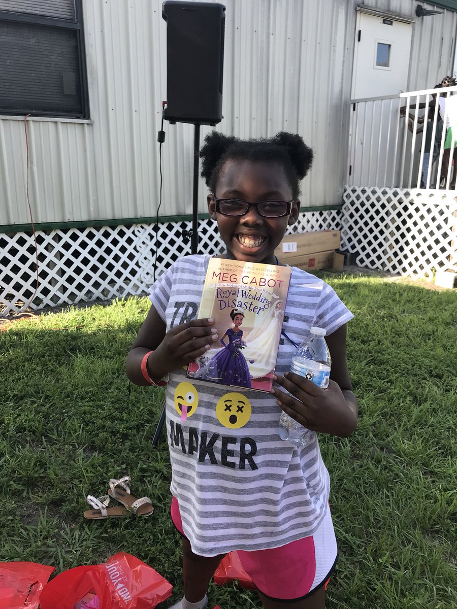 KRussellSRQ's tweet photo. @HousingSarasota &amp; community partners working together to build #BookRichEnvironment 4 families in public housing. What a great way to invest in families &amp; kick off summer!  TY @EducationFdn @HousingSarasota @HUDgov @scgovLibrary @nationalbook #GLreading https://t.co/6V0B8Sd1sR