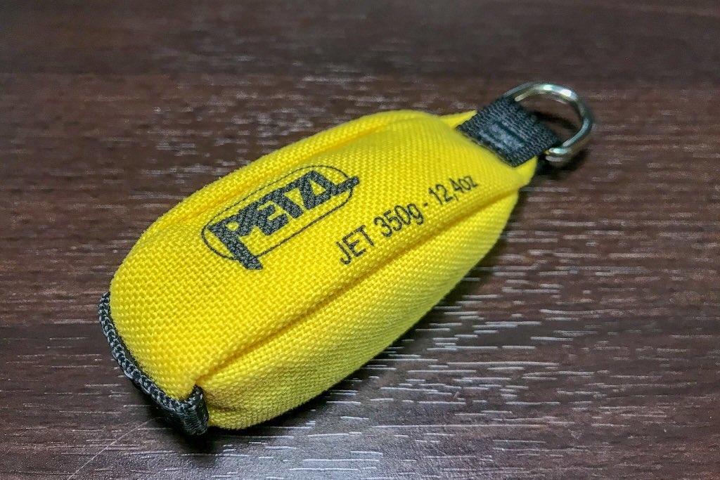 ya_ma_da_jp's tweet image. #WesSpur で買ったもの
Petzl Jet Throw Bags 350g / 12.5 oz. - Yellow
ペツル製品の割引をしていたので、ペツルのスローパウチにしてみました。前のはもうボロボロで、布テープを巻いて使ってました。中身がこぼれると厄介なので買い換えました。
#treeing #treeclimber #treegear #ツリーイング