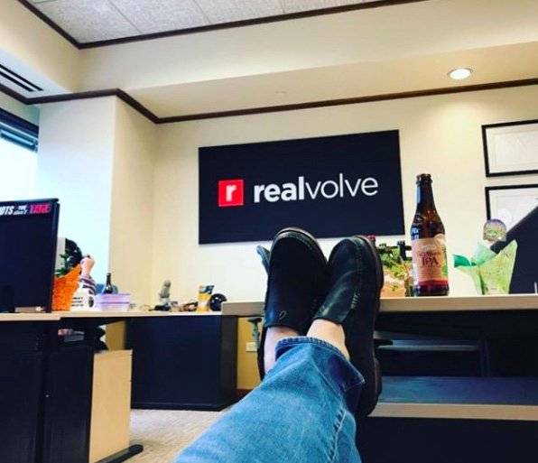 realvolve's tweet photo. The Realvolve team wishes you a happy Friday! How do you like to wind down after a productive week?
#Realvolve #RealEstate #Realtor #CRM #RealEstateTech #Realtors #RealEstateSoftware #RealEstateAgent #RealEstateSaaS #RealtorSoftware #RealtorCRM #RealtorTechnology https://t.co/VigPWtlG1a