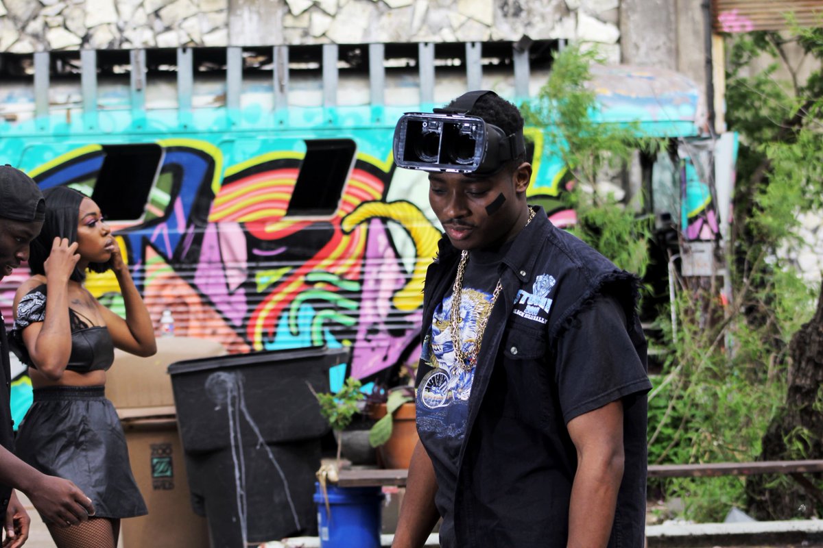 iamsuruayo's tweet photo. BTS @OfficialBils “Loudah” video #shotbysuru https://t.co/qo1GX26SV9