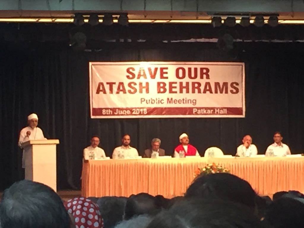 ZarthostiKomDin's tweet photo. #ParseesUnitedInSpirit
#SaveSanctityofAtashbehram #SaveParseeHeritage #UnitedParseeCommunity #ParseesProtectAtashbehrams #SaveFireTemples #SaveOurAtashbehrams #Parsees successfully unite to protect their #Atashbehrams #Mumbai #India #ProtectParseeReligiousRights #ParseeMinority https://t.co/CYtjyHQysA