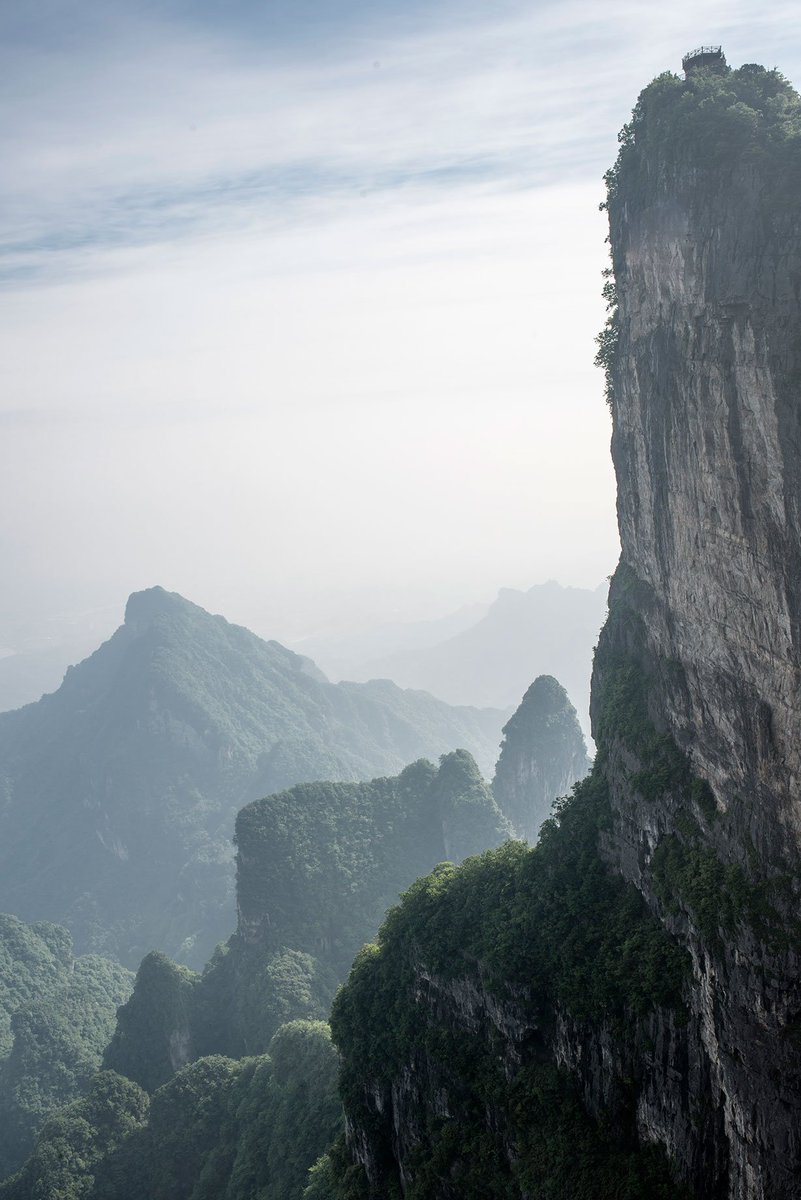 Wormoliver على تويتر 张家界之天门山4 与武陵源相比 天门山景色要差不少 到张家界旅游 假如时间仓促 一定要去武陵源 天门山可以舍弃