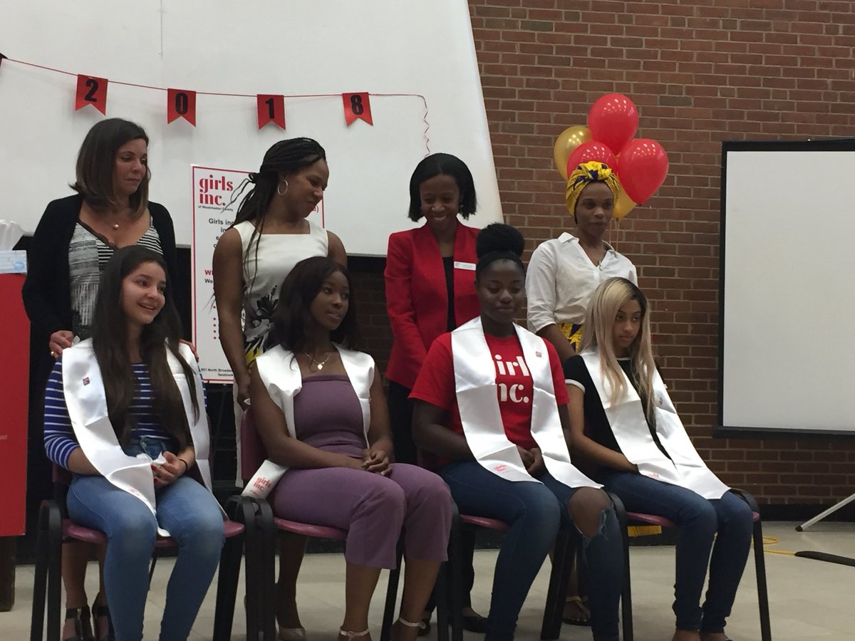 girlsincwc's tweet photo. Celebrating our #strongsmartbold graduates! #collegeshower https://t.co/Xrep1oGZeg