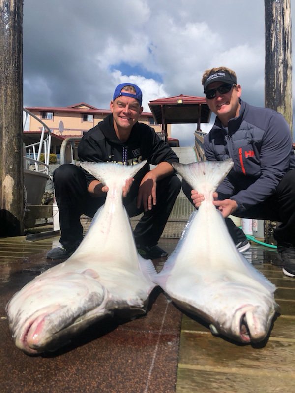BrockHuard's tweet photo. 450 Pounds of Huard barely outmuscled 165 pounds of Sitka Halibut.  @TheOutdoorLine  @damonhuard #FishBaranof https://t.co/CGPXRNvJG7