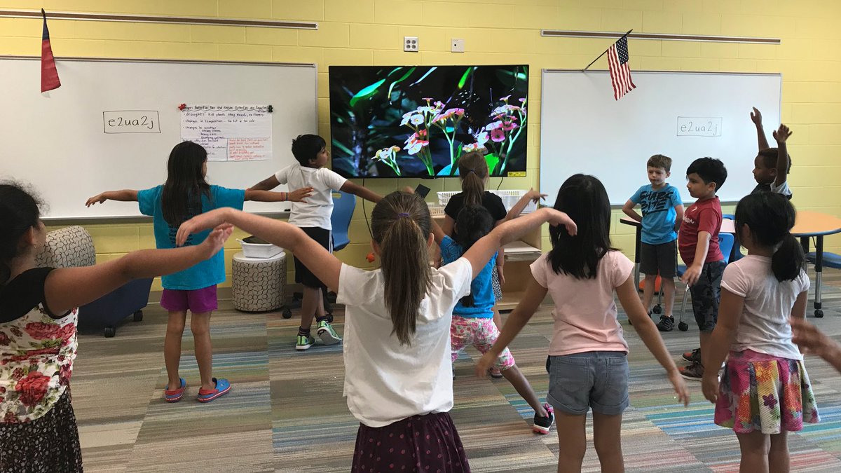 MolinaroAllison's tweet photo. One last day for butterfly breaths &amp; partner work using @Flipgrid to record what they’ve learned about dangers butterflies face &amp; ways to protect them. #lastdaylearning @WhiteOakElem @woesecond https://t.co/XL0YHv3uGF