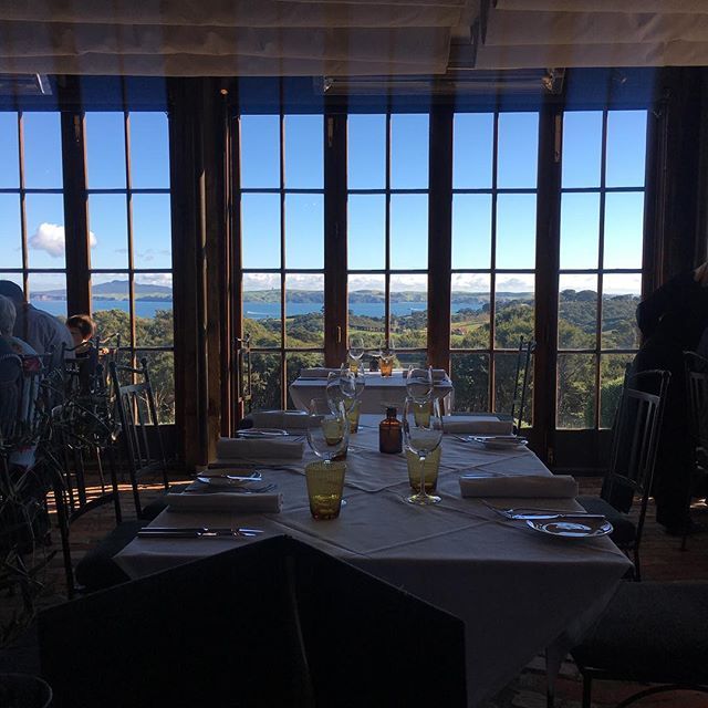 pnjbisuperman's tweet photo. Just wow ! #mudbrick #mudbrickvineyard #auckland https://t.co/gxBnJrm4oQ https://t.co/TDftp8DY5Z