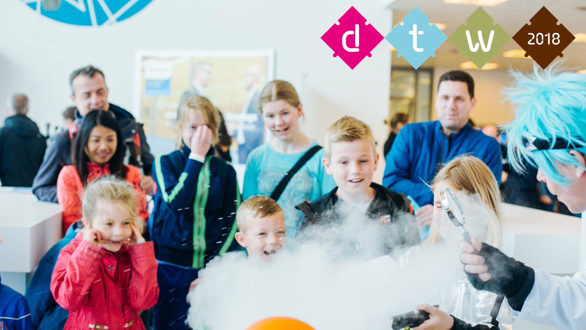 htorbrainport's tweet image. De High Tech Ontdekkingsroute is vandaag grootser dan ooit. Op 7 hotspots zetten hightech bedrijven vanaf 11.00 uur hun deuren open voor jong en oud. Waar wil jij heen? dutchtechnologyweek.com/nl/events/high… #techistegek Tot zo? #DTW2018 #HTOR