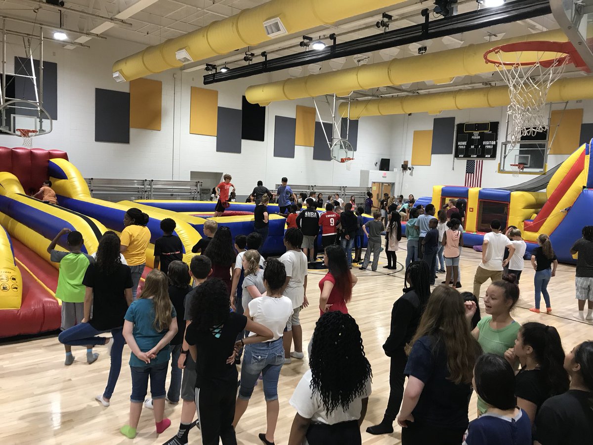Sjudge24's tweet photo. The Growth Mindset Celebration was awesome! The students had a blast. Thank you Dr. Voelker! #PVMSRams #buildingthebestprovidence #growthmindset #oneCCPS https://t.co/vTTkSbacCB