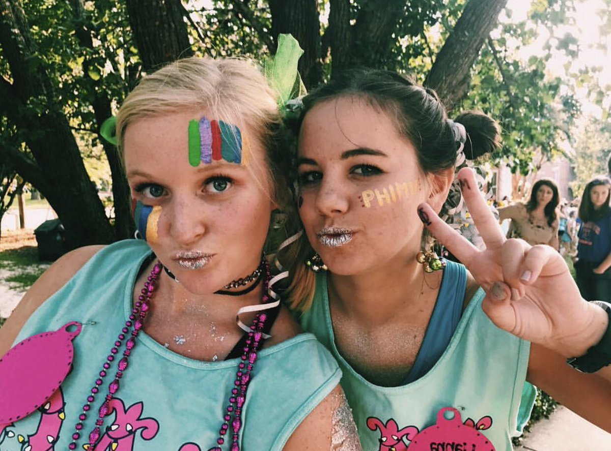 Happy national best friend day!! 💕