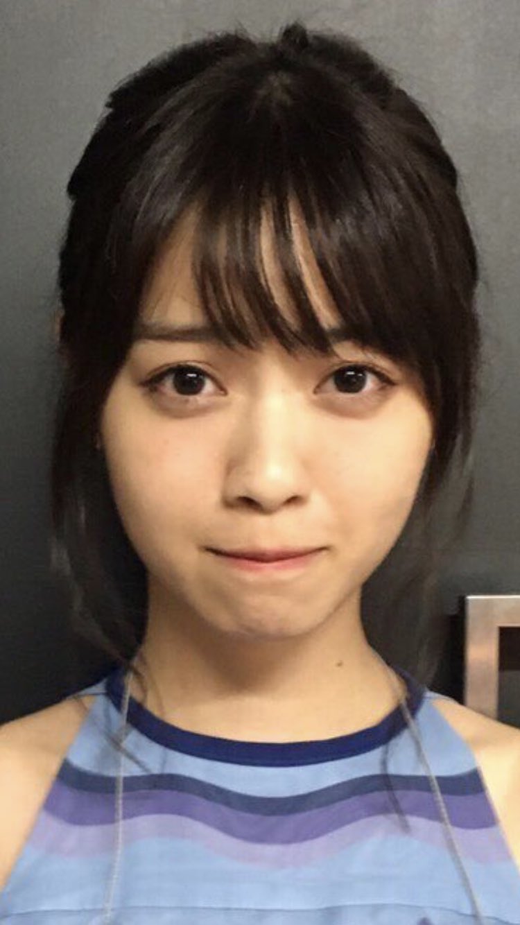 Noa V Twitter 涙袋が強調されてないと結構ツリ目 涙袋すごいな 優しくて丸い目に見える T Co Felblbsaqu Twitter