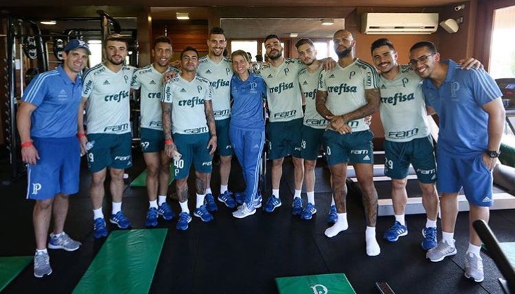 MoisesLima10's tweet photo. Que essa nossa união esteja cada vez mais forte! #FamiliaPalmeiras #AvantiPalestra 📸 @cesar_greco 👊🏼 https://t.co/5kR1YX1xxw