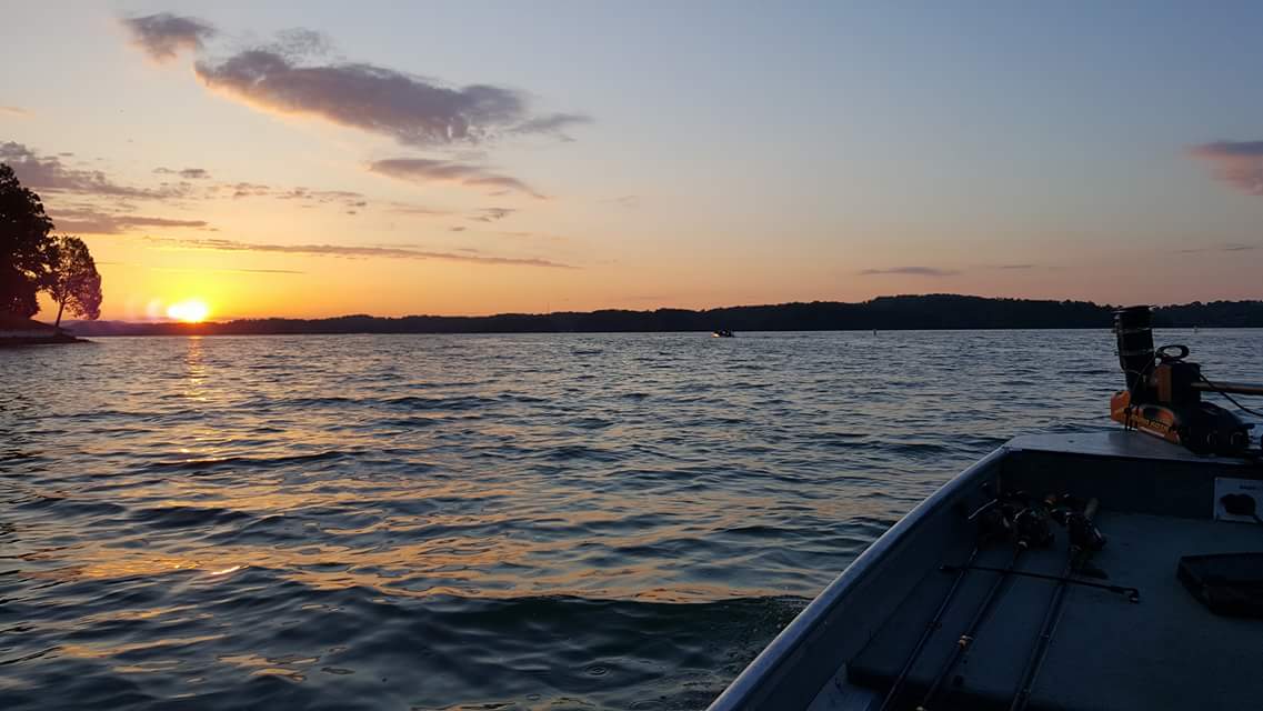 OhioStateBass's tweet photo. The weekend is finally here; who's looking forward to hitting the water? #ViewFromTheBow https://t.co/pDRkRQ8mEy