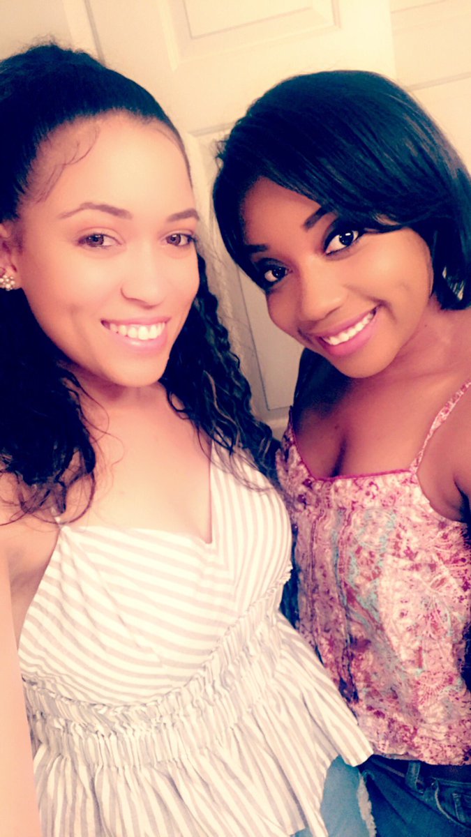 Annette_Peagler's tweet photo. Out and about with @Local24Jeane! 😍 #reporterfriends #fridaynight #funtimes https://t.co/ku8eqProye