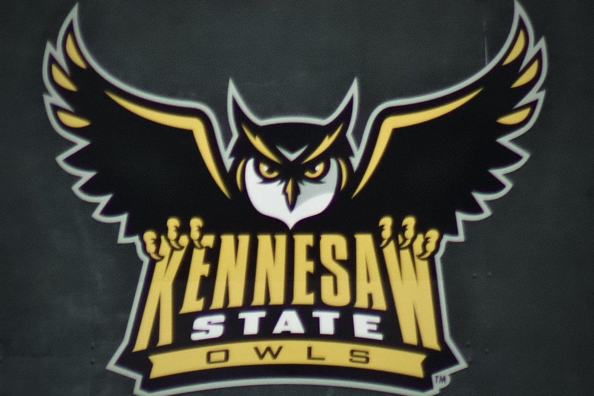 Amandadhendrix4's tweet photo. Brody and Cooper Hendrix loving the camp at Kennesaw State University today..  #CLASSOF2025 #CLASSOF2026 #ETOWAHEAGLES https://t.co/2cLplCksHE