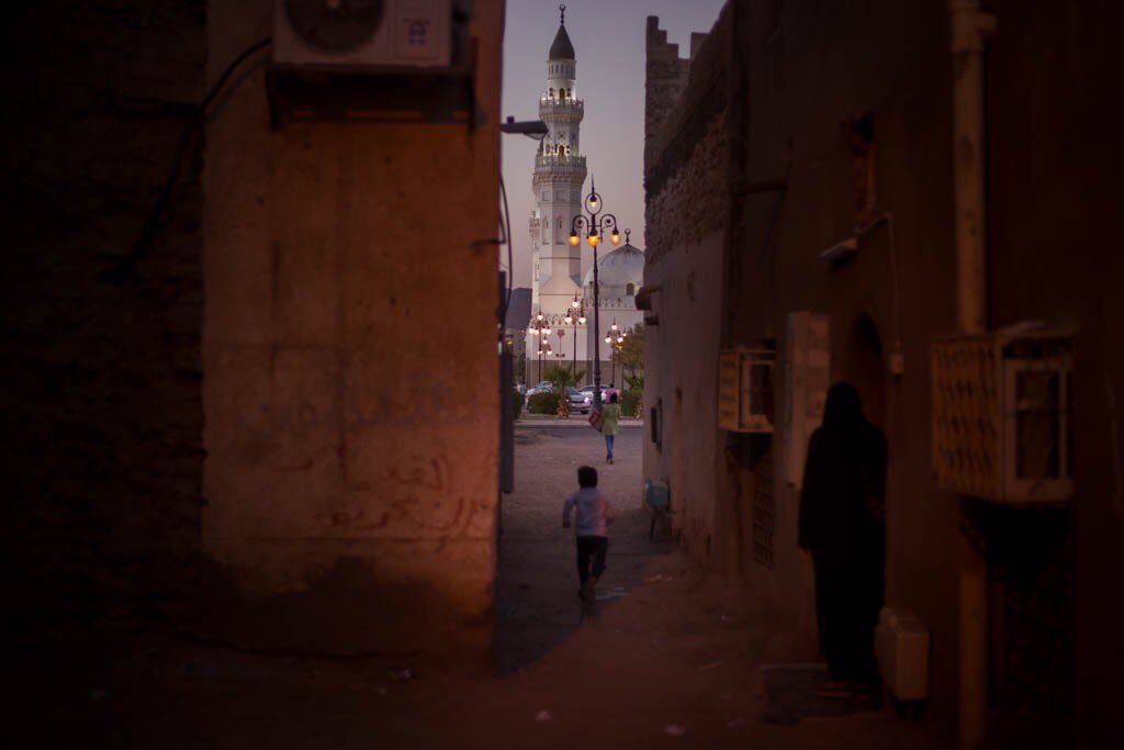 الطريق الى قباء 
Madinah, Quba