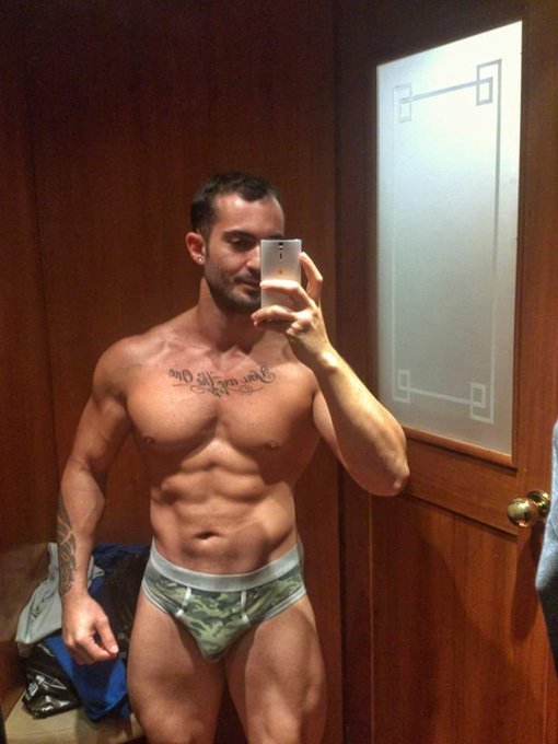 Ya somos #15k #followers, gracias a todos, feliz #sabado https://t.co/k6NOrUtJwX<a href="/tag/15k"class="tags">#15k</a><a href="/tag/followers"class="tags">#followers</a><a href="/tag/sabado"class="tags"><span>#sabado</span></a>