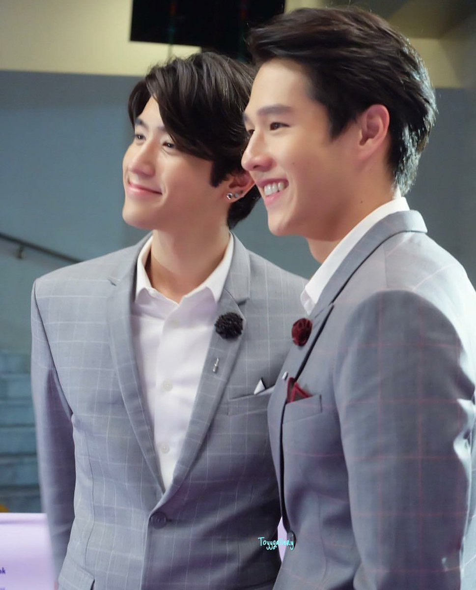 KpopKdramaBL's tweet photo. ๐๐๐๐๐๐๐
#kristsingto #titlearth #toypang https://t.co/WzO4wOYH9R