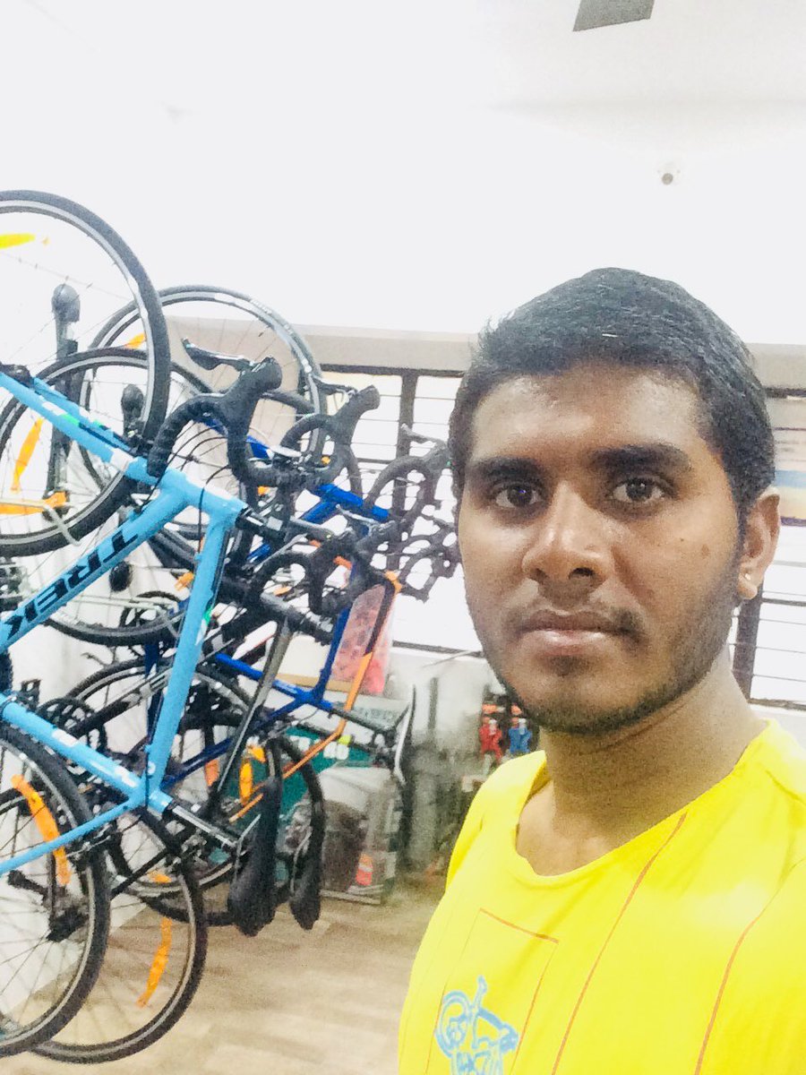 feartheroutine's tweet photo. Cycling from Chennai to Delhi 2200 kms. I’m at Nagpur, Ncyclopedia Bicycle showroom where the Maharaj Mr. Aniruddha helping me to stay for two days and to take rest as I have 1000 kms left. #Ncyclopedia #Nagpur #pratapnagar #Maharashtra #KindPeople #Feartheroutine #yolo #doit https://t.co/179bg2nblp