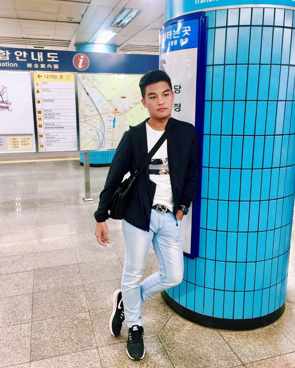 MankOong89's tweet photo. *About the day on station board 🌐 #jonggak #seoul #blissful #me 💙🦋 https://t.co/JdlVRewgNY