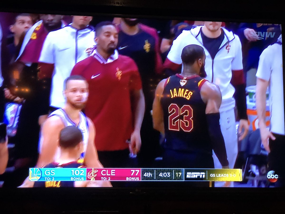 riamo's tweet photo. #puremassacre #frogstomp #silverchair #nbafinals2018 #GSWvsCAVS https://t.co/hmI0Ok8iB5